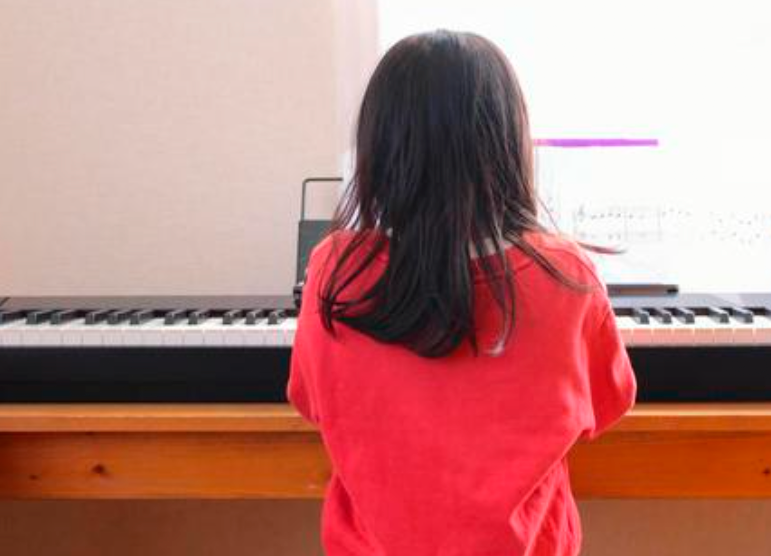 富士市のこどもピアノ教室が幼いお子さまの自宅練習法を伝授